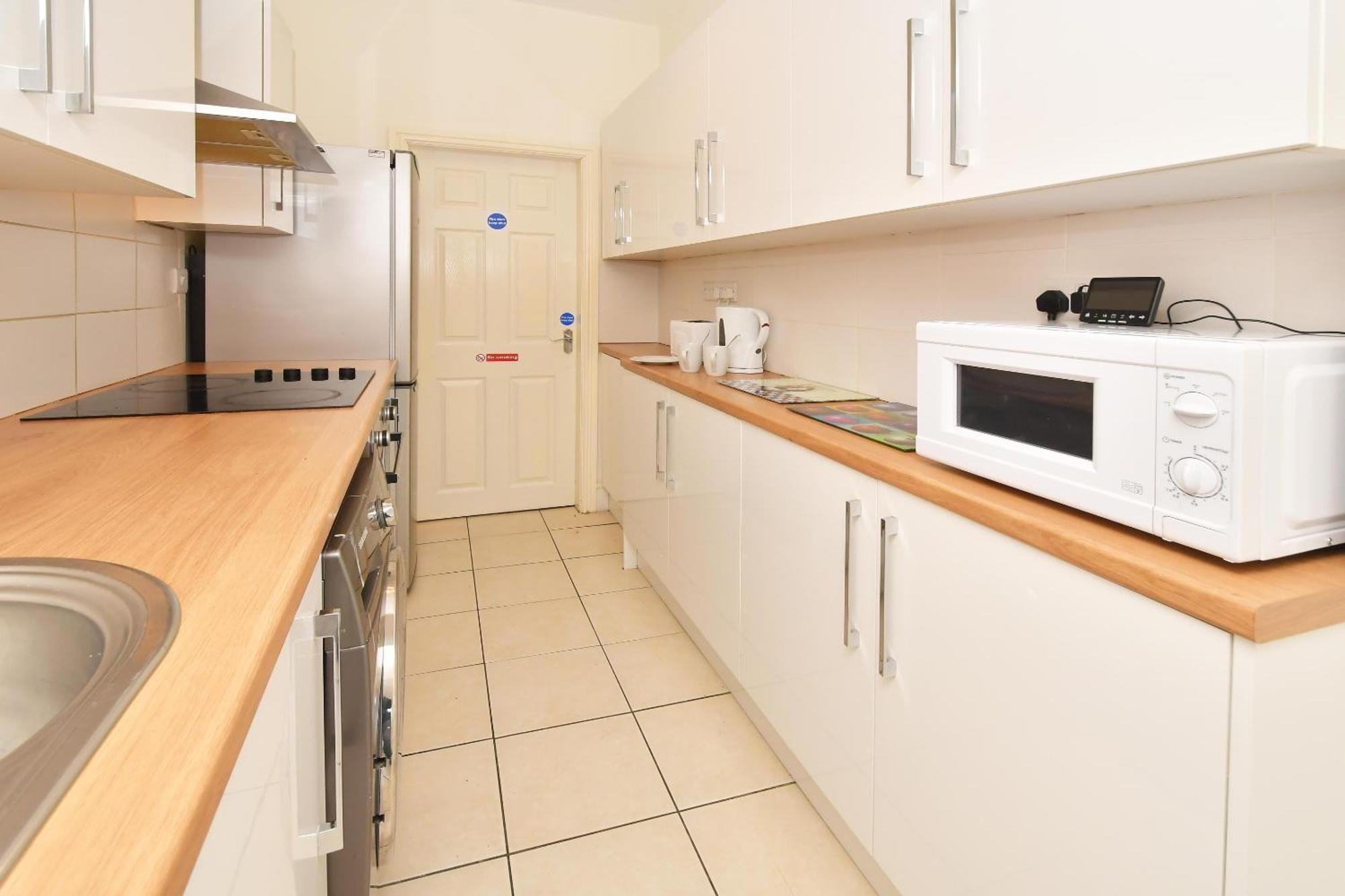Townhouse @ 178 Ruskin Road Crewe Esterno foto
